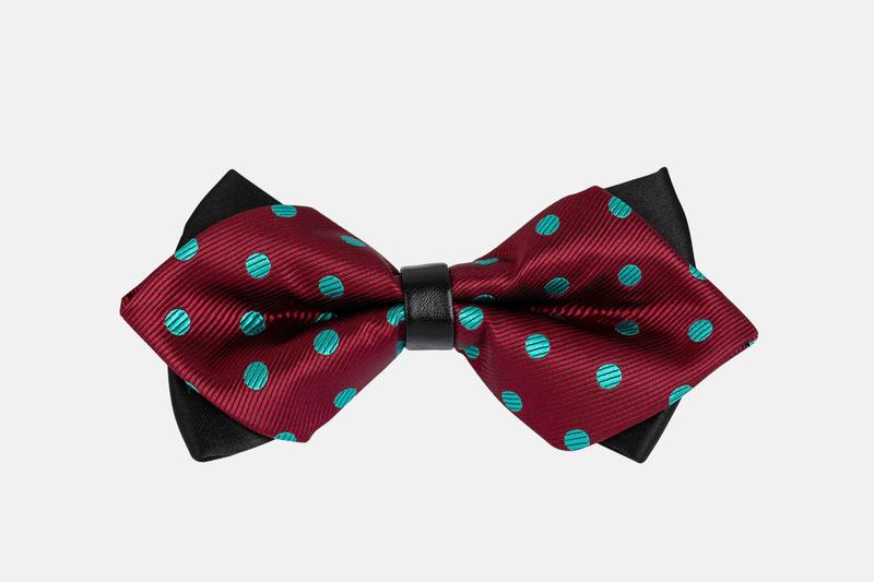 Nơ cưới màu đỏ chấm bi xanh lục N12