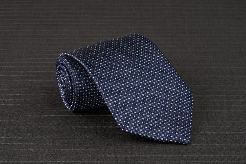 Caravat màu xanh vân trắng C55