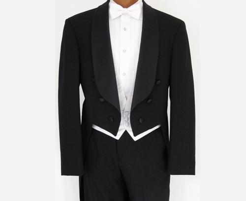 Chọn lễ phục cưới đẹp cho chú rể