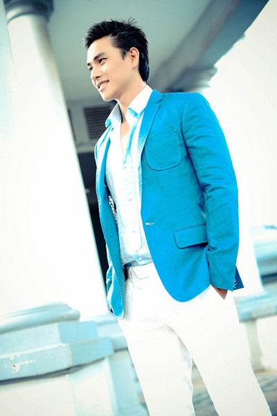 Vest sắc màu trẻ trung cho các chàng trai công sở